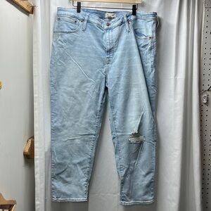 Madewell Light Wash Mid-Rise Classic Straight Jean-35